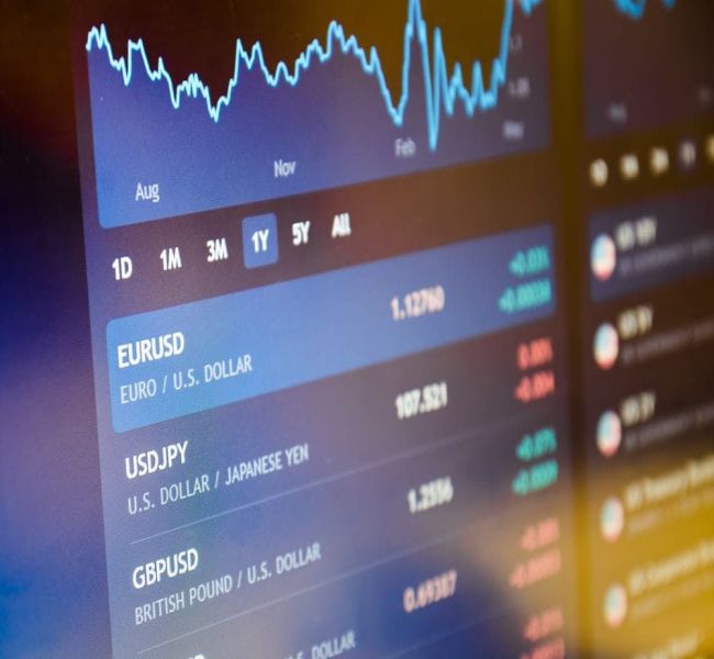 ЦБ смягчает правила приобретения и продажи валюты через брокеров и банки ЦБ смягчает правила приобретения и продажи валюты через брокеров и банки