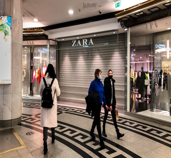 Zara        30 