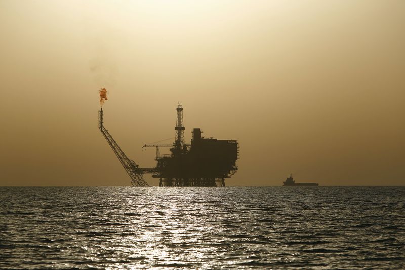 Фьючерсы на нефть WTI подешевели во время американской сессии Фьючерсы на нефть WTI подешевели во время американской сессии
