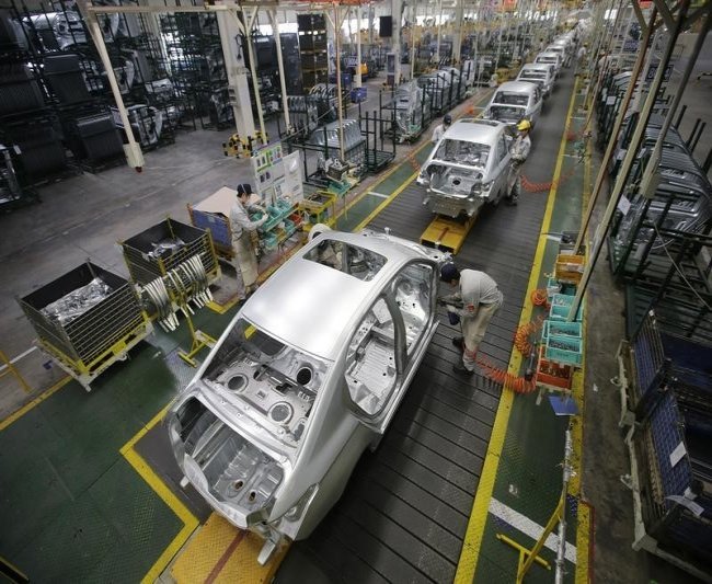 В мае продажи легковых автомобилей в КНР выросли почти на 30% к апрелю В мае продажи легковых автомобилей в КНР выросли почти на 30% к апрелю