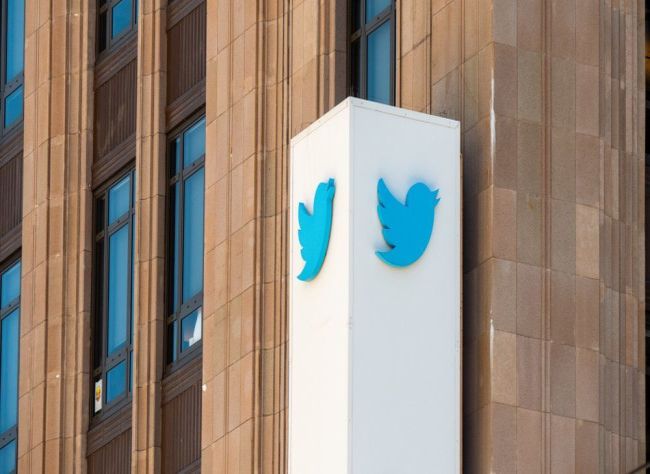        Twitter