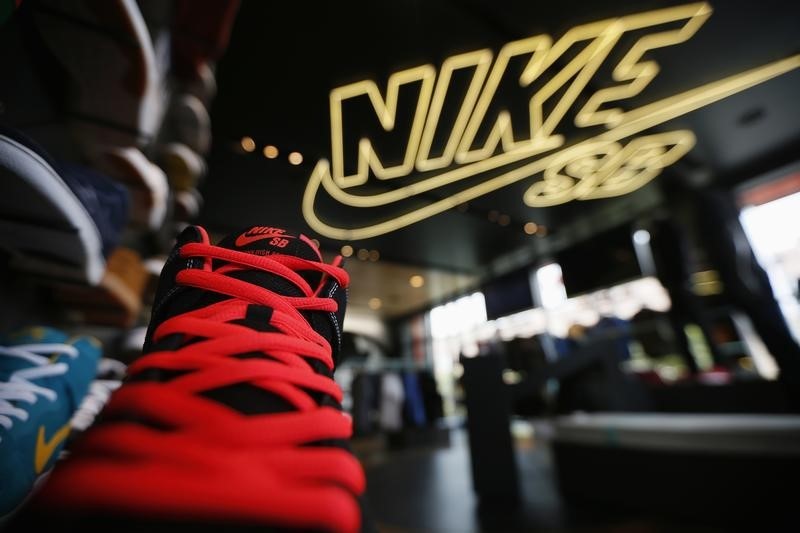 Акции Nike выросли на новости об уходе компании из России