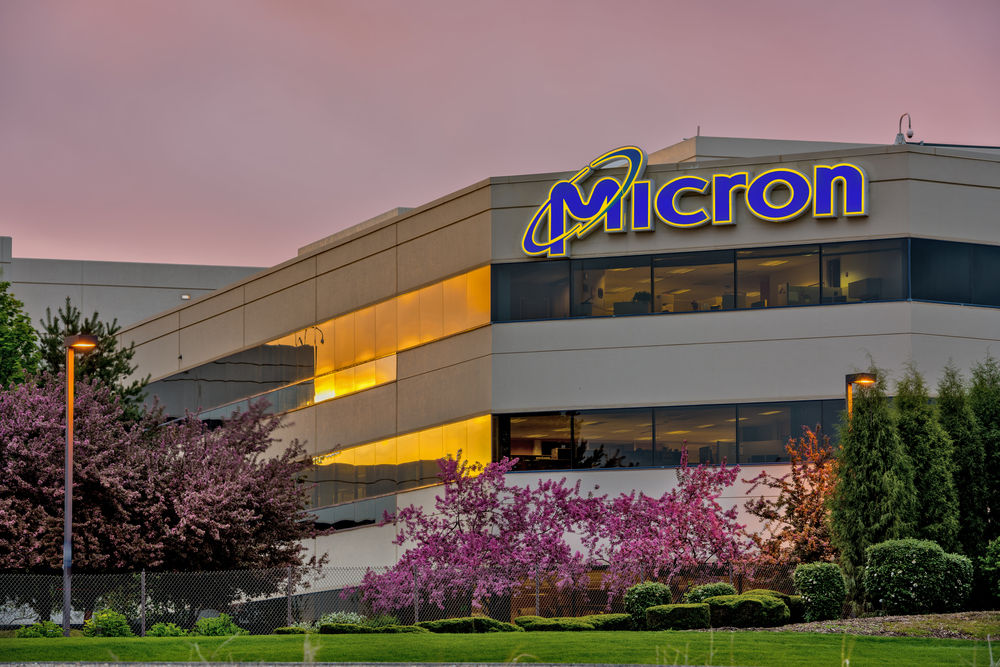 Micron. Мрачный прогноз снижает акции Micron. Мрачный прогноз снижает акции