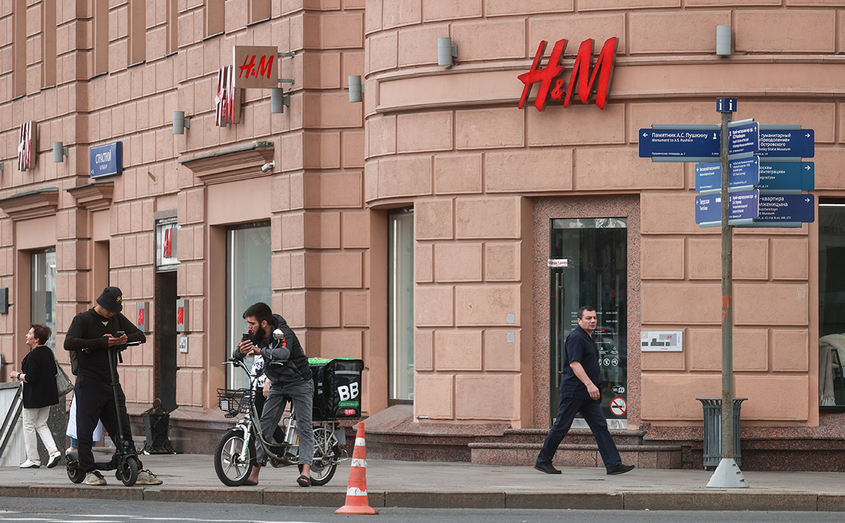 H&M назвал сроки начала распродажи перед уходом из России