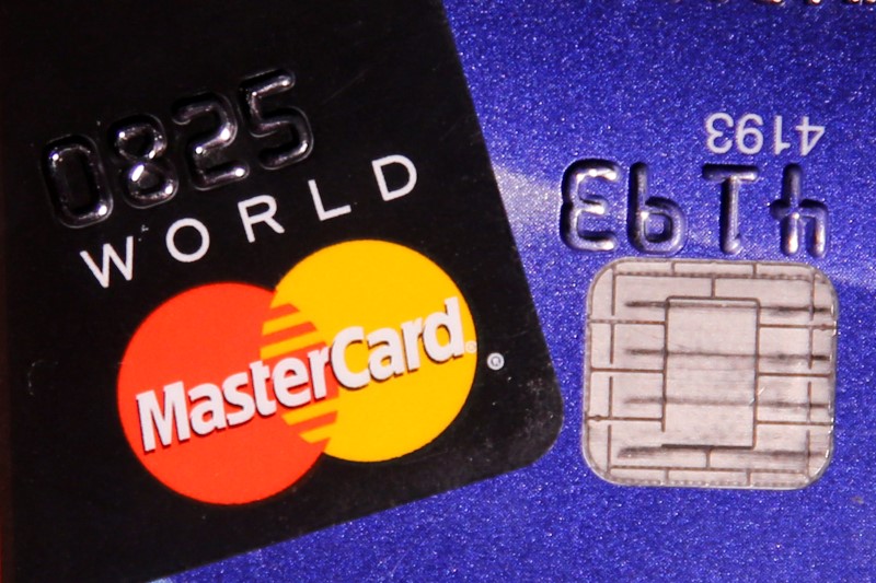 Чистая прибыль MasterCard во 2-м квартале увеличилась на 10%