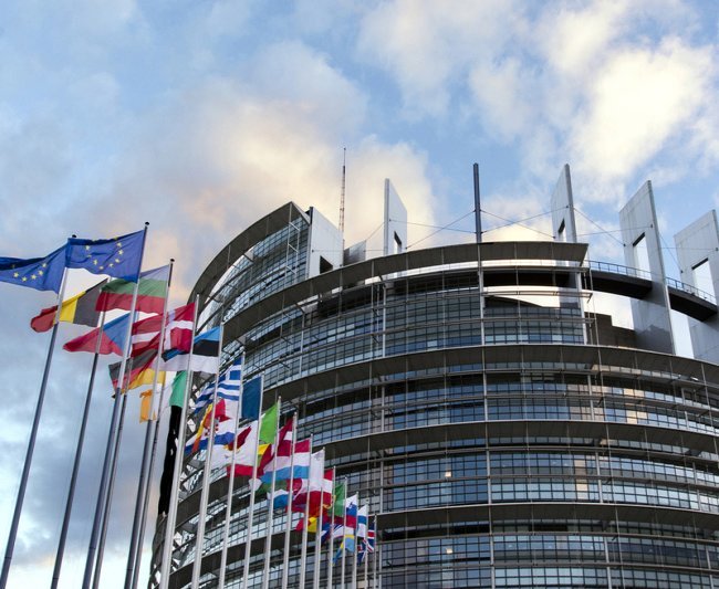 Европарламент одобрил акт об искусственном интеллекте