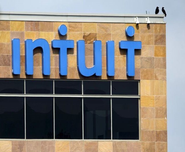 Intuit:   , a     Q3