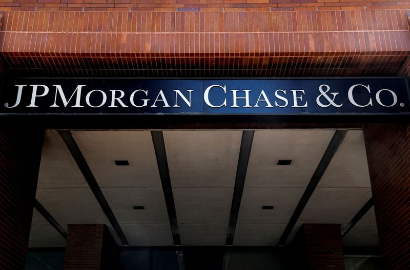 JPMorgan указал на признаки дедолларизации