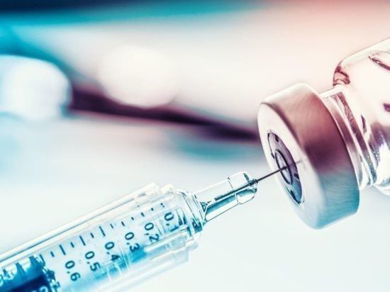 Украина сняла ответственность с производителей вакцин за последствия Украина сняла ответственность с производителей вакцин за последствия