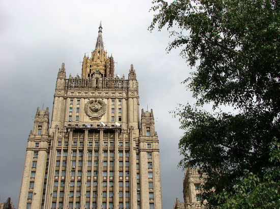 МИД России выступил с крайне жестким ответом на американские санкции МИД России выступил с крайне жестким ответом на американские санкции