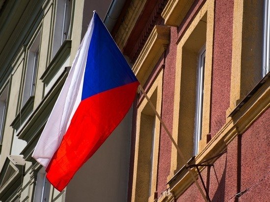 Генерал ФСБ назвал «чушью» чешские обвинения в адрес наших дипломатов Генерал ФСБ назвал «чушью» чешские обвинения в адрес наших дипломатов