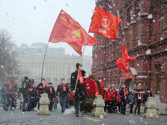 Коммунисты России: КПРФ безразличен Ленин! Коммунисты России: КПРФ безразличен Ленин!