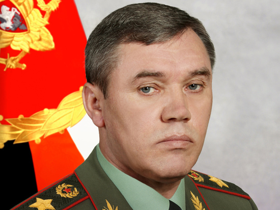 Начальник Генштаба отметил выучку войск при проверке боеготовности Начальник Генштаба отметил выучку войск при проверке боеготовности