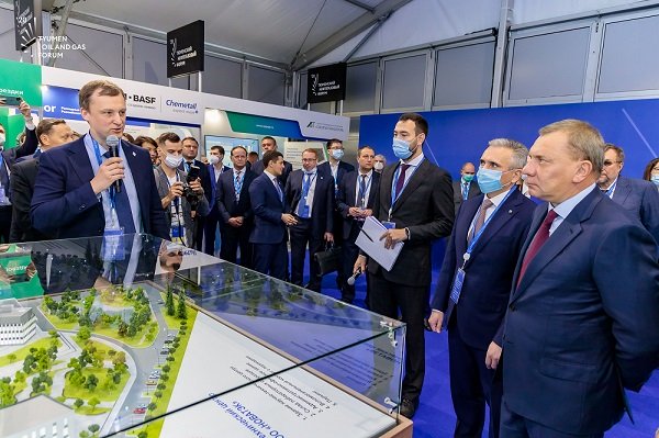 Юрий Борисов участие в пленарной сессии TNF 2021 «Новая промышленная политика: мир в эпоху глобальных изменений» Юрий Борисов участие в пленарной сессии TNF 2021 «Новая промышленная политика: мир в эпоху глобальных изменений»
