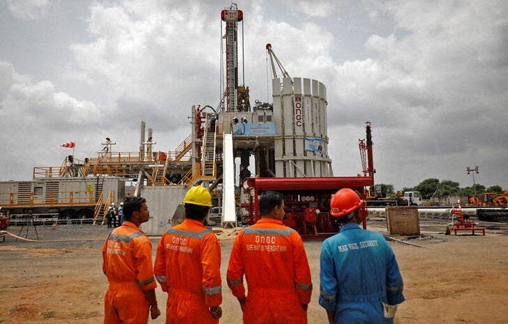 Нефть выросла до максимума 7 лет из-за напряженности на Ближнем Востоке Нефть выросла до максимума 7 лет из-за напряженности на Ближнем Востоке