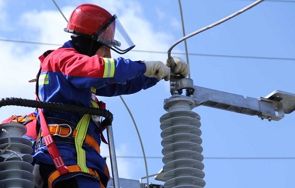 «Россети Северный Кавказ» на 7% перевыполнила ремонтную программу-2021 «Россети Северный Кавказ» на 7% перевыполнила ремонтную программу-2021