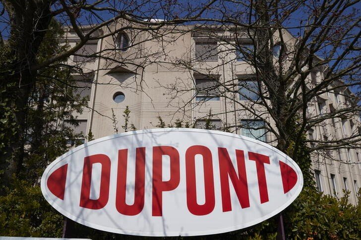 Прибыль DuPont превзошла прогнозы благодаря повышению цен и спросу на электронику Прибыль DuPont превзошла прогнозы благодаря повышению цен и спросу на электронику