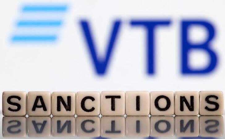 ВТБ в условиях санкций повысил ставки по ипотеке сразу на 4 процентных пункта ВТБ в условиях санкций повысил ставки по ипотеке сразу на 4 процентных пункта