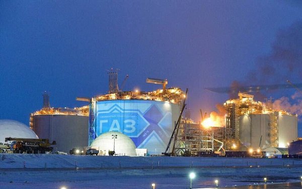 НОВАТЭК планирует построить СПГ-завод мощностью 5 млн. тонн по российской технологии НОВАТЭК планирует построить СПГ-завод мощностью 5 млн. тонн по российской технологии