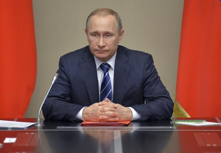 Путин поручил организовать движение транспорта на крымском направлении Путин поручил организовать движение транспорта на крымском направлении