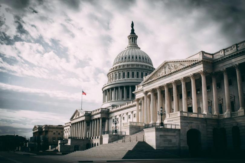 Clarity Act: ���������������� ������ � AI-��������������