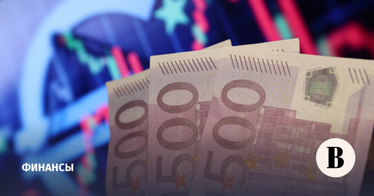 Банк России снизил курс евро до 82,9 рубля