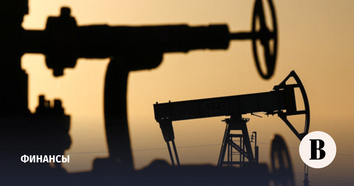 Нефть Brent впервые с апреля 2026 года опустилась ниже $87 за баррель