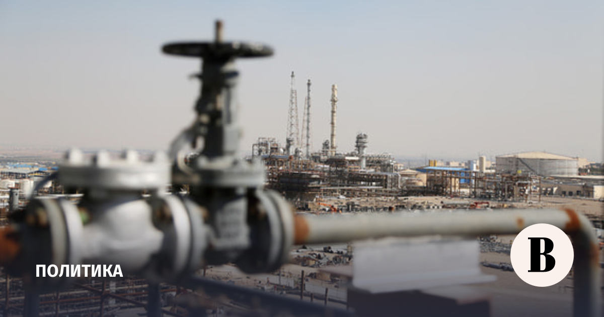 США отозвали лицензию на операции с иранской нефтью на фоне атак в Ормузском проливе