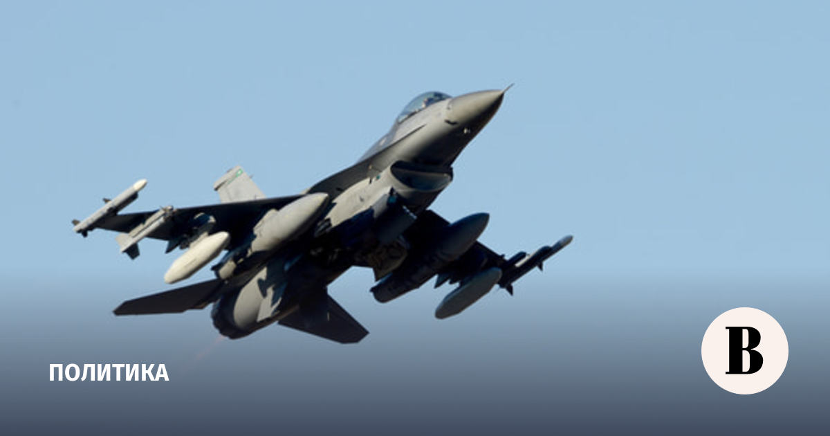 ��������� F-16 ������ ��� ��������� ������� � ��������� ���������