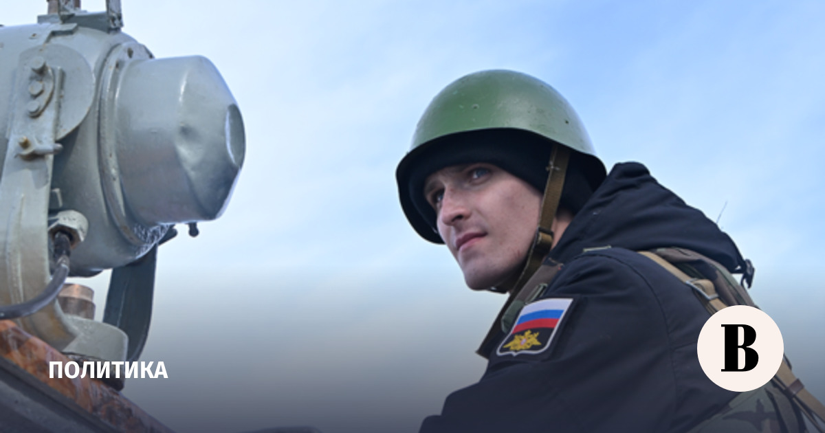 ВС РФ поразили два сухогруза с военным грузом в порту Черноморск