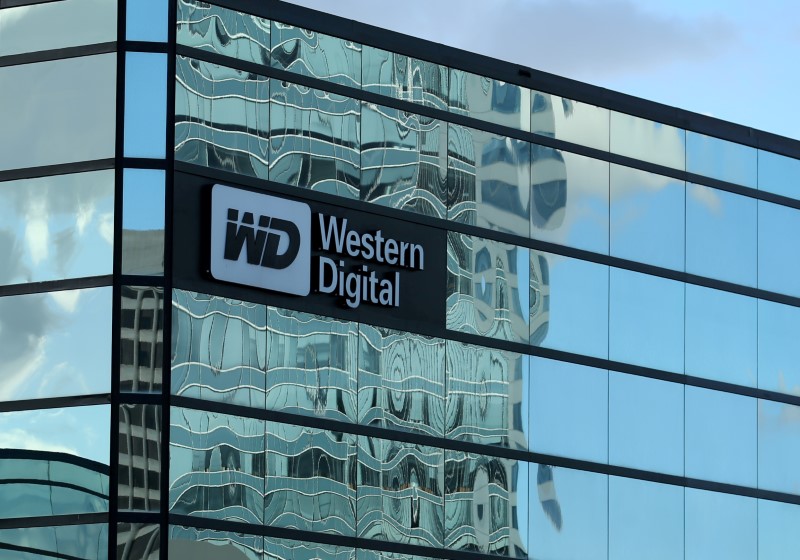 Western Digital: ,     Q2