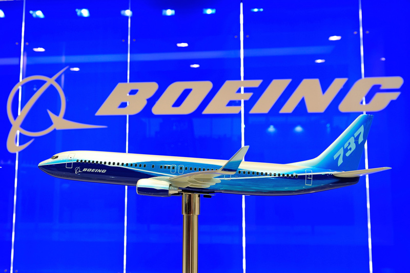 Boeing  :     
