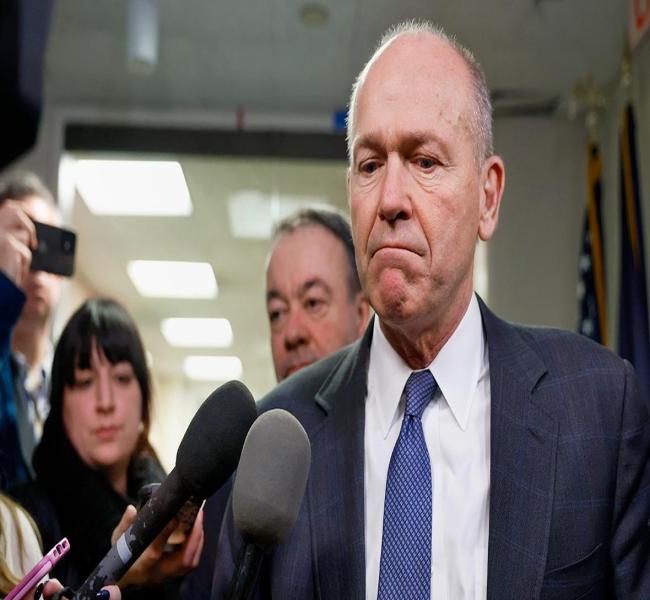 Глава Boeing решил уйти в отставку на фоне череды аварий из-за неполадок Глава Boeing решил уйти в отставку на фоне череды аварий из-за неполадок