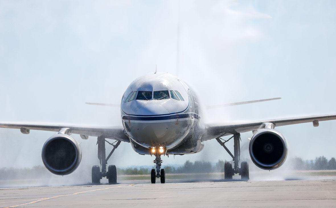 «Коммерсантъ» узнал о приостановке полетов половины Airbus в России «Коммерсантъ» узнал о приостановке полетов половины Airbus в России