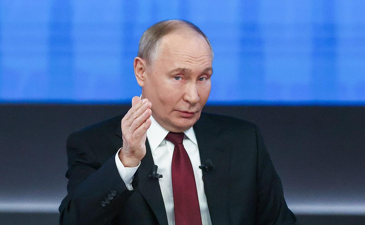 Путин разрешил до апреля платить за газ не только через Газпромбанк Путин разрешил до апреля платить за газ не только через Газпромбанк