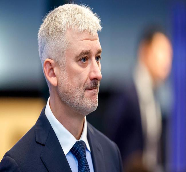 Экс-министр транспорта Дитрих уйдет с поста главы ГТЛК Экс-министр транспорта Дитрих уйдет с поста главы ГТЛК
