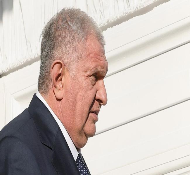 Сечин сравнил создание нового облика энергетики с поиском золотого руна Сечин сравнил создание нового облика энергетики с поиском золотого руна