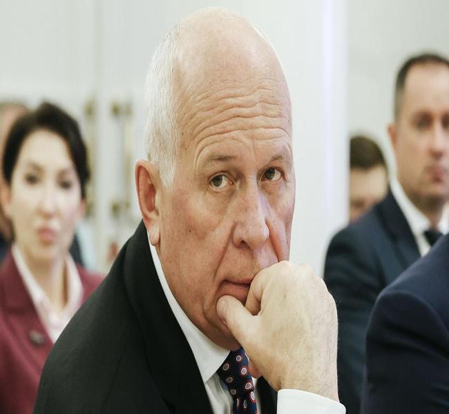 Чемезов предложил отказаться от задачи «догнать и перегнать» Запад Чемезов предложил отказаться от задачи «догнать и перегнать» Запад