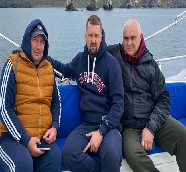 Топ-менеджер пивоварни «Афанасий» пропал на Камчатке после землетрясения Топ-менеджер пивоварни «Афанасий» пропал на Камчатке после землетрясения