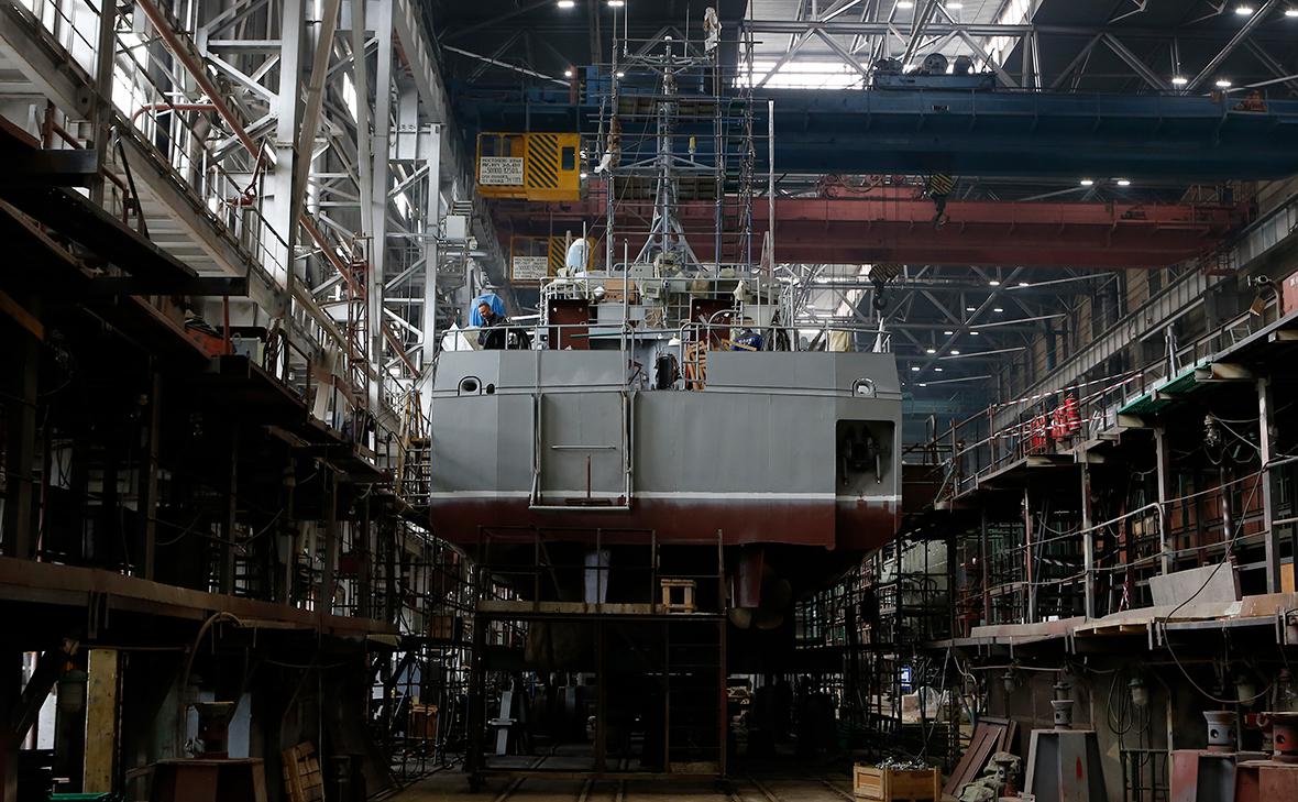 ОСК сокращает персонал на построившем «Кометы» для Черного моря заводе ОСК сокращает персонал на построившем «Кометы» для Черного моря заводе