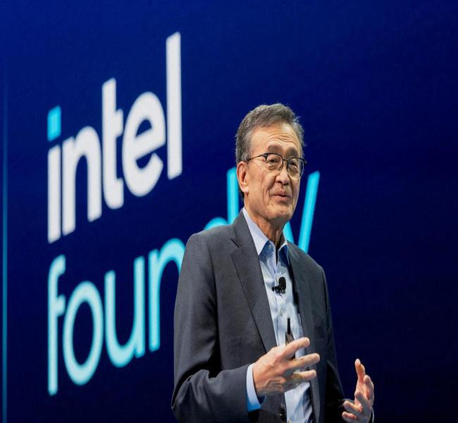 Глава Intel решил заручиться поддержкой Трампа после призыва к отставке Глава Intel решил заручиться поддержкой Трампа после призыва к отставке