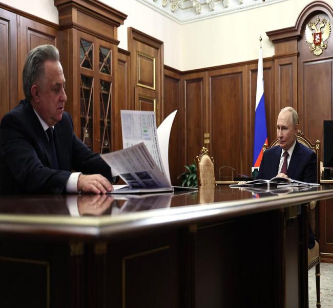 Мутко ответил на вопрос Путина: «Родину Деда Мороза преображаете?» Мутко ответил на вопрос Путина: «Родину Деда Мороза преображаете?»