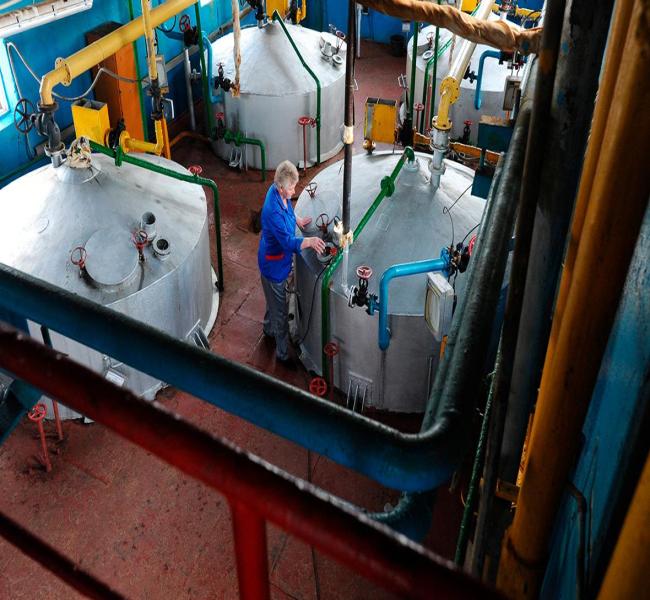 Крупнейшие производители спирта и водки в России решили объединиться Крупнейшие производители спирта и водки в России решили объединиться