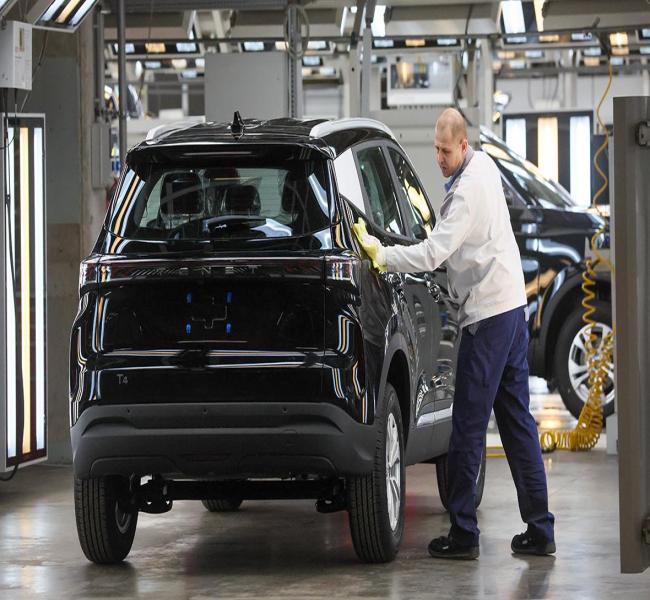 Tenet �������� ������ � ����������� ������������ ����� ��� ������