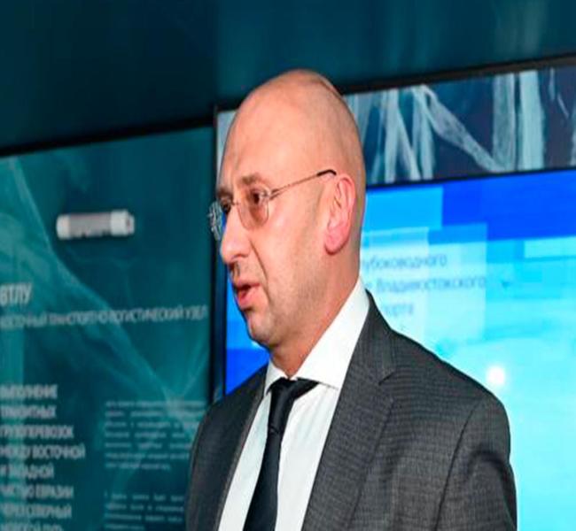 Силовики задержали бывшего директора Владивостокского торгового порта Силовики задержали бывшего директора Владивостокского торгового порта