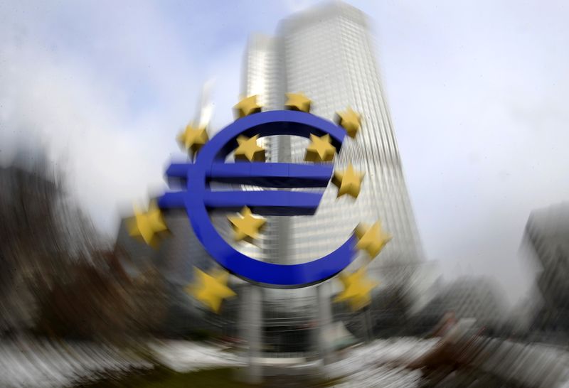 ЕЦБ оставил ставку по депозитам на рекордном уровне
