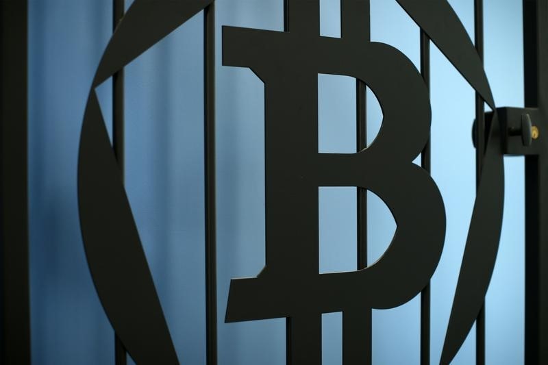 Курс биткоина вряд ли опустится ниже $50 000, полагает Новограц Курс биткоина вряд ли опустится ниже $50 000, полагает Новограц