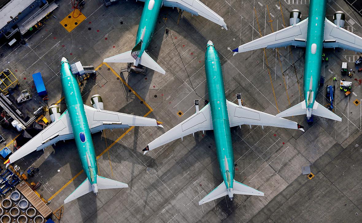 Bloomberg ��������� � ����� ��� �� ���������� ��-�� ������� Boeing