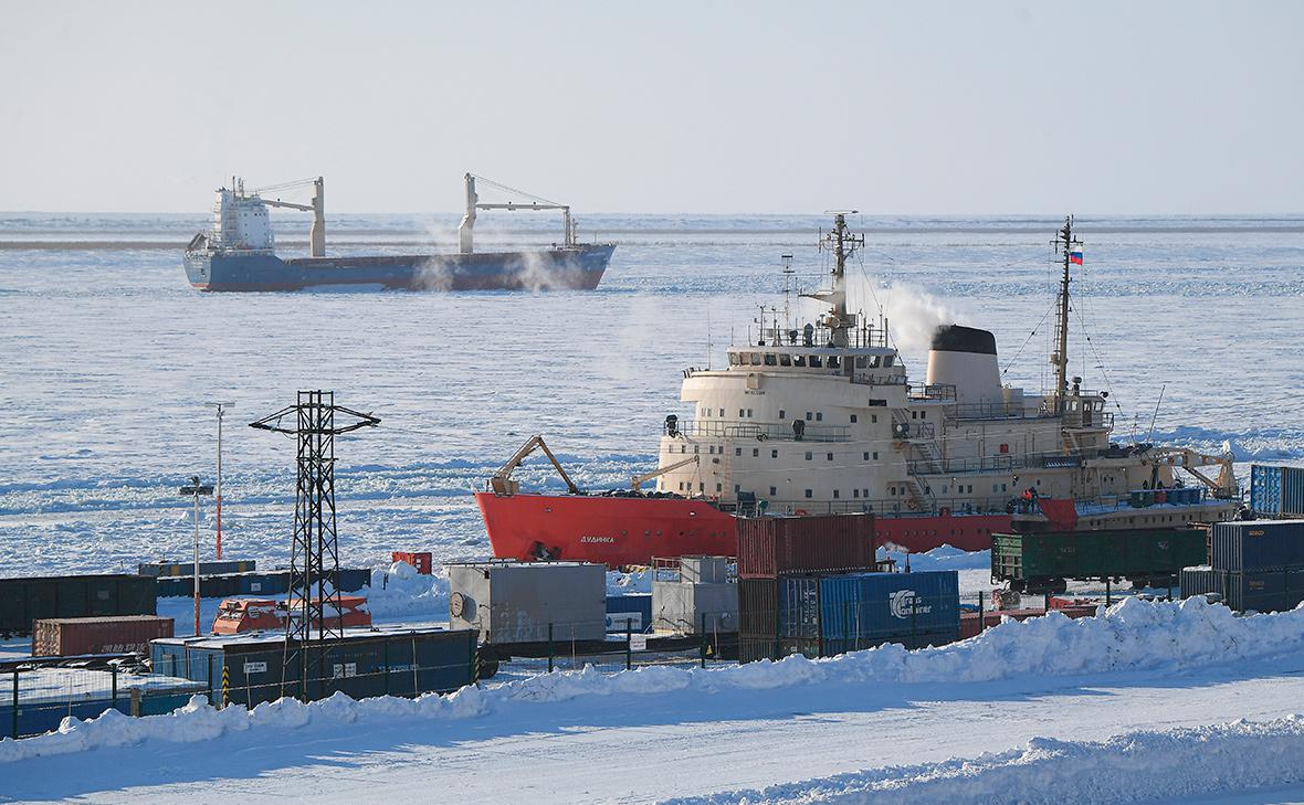 Перевозки по Северному пути в 2024 году отклонятся от плана вдвое Перевозки по Северному пути в 2024 году отклонятся от плана вдвое