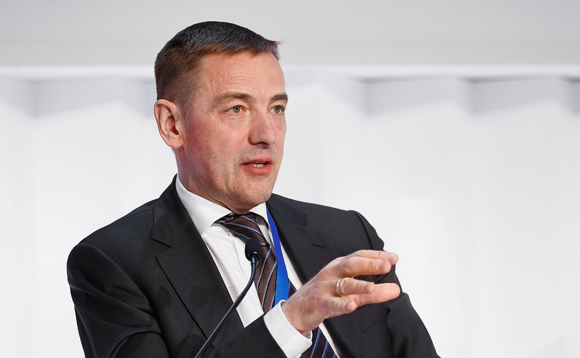 Минпромторг объяснил решение оспорить права X5 на российскую «дочку» Минпромторг объяснил решение оспорить права X5 на российскую «дочку»